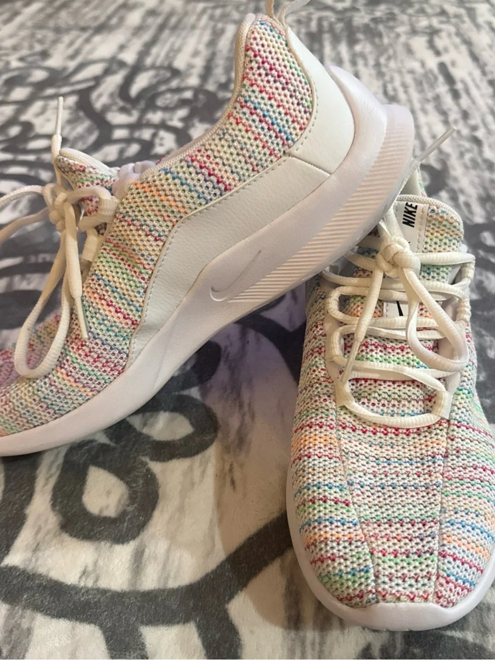 Nike Kids Multicolor Knit Sneakers with White Laces